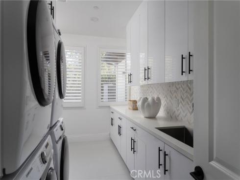 11236 Amberdale Drive, Tustin, CA