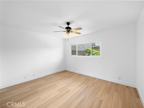 655 W 6th A , Tustin, CA