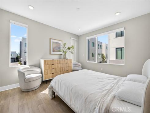 16289  Dawn  209 , Tustin, CA