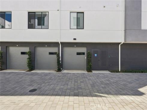 16289  Dawn  209 , Tustin, CA