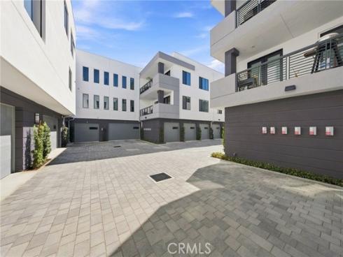 16289  Dawn  209 , Tustin, CA