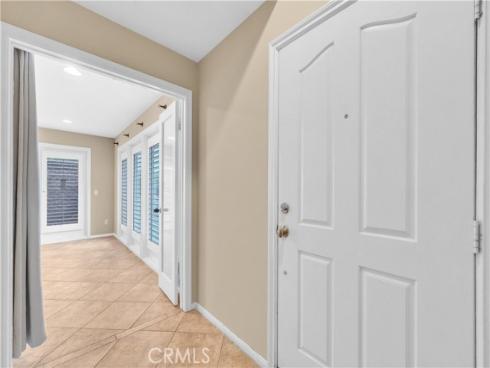 284 Tustin Field Drive, Tustin, CA