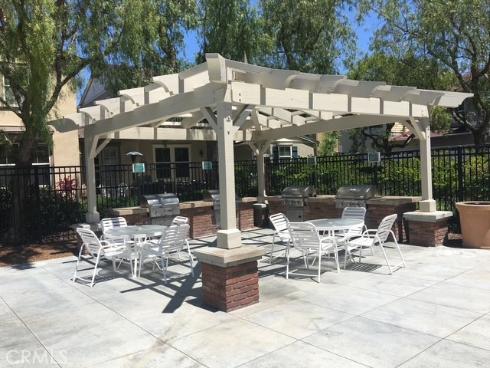 284 Tustin Field Drive, Tustin, CA