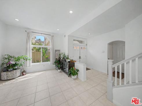 10884 Kimball Place, Tustin, CA