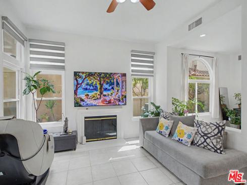 10884 Kimball Place, Tustin, CA