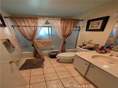 17956 Irvine Boulevard, Tustin, CA