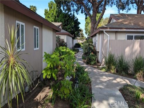 17956 Irvine Boulevard, Tustin, CA