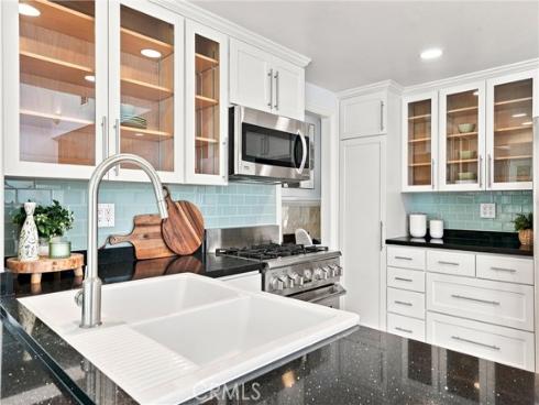 2142 Fallen Leaf , Tustin, CA