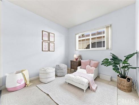 2142 Fallen Leaf , Tustin, CA