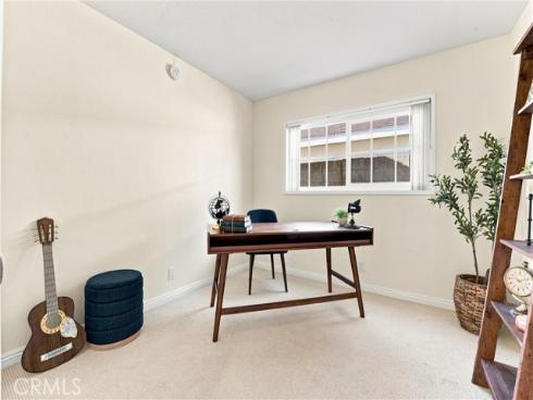 2142 Fallen Leaf , Tustin, CA