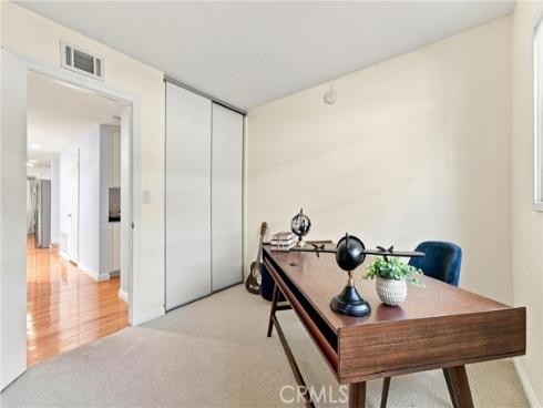 2142 Fallen Leaf , Tustin, CA