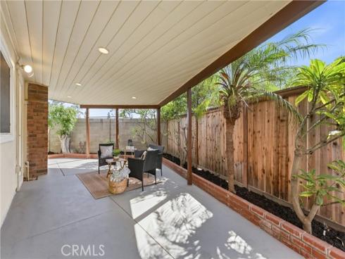 2142 Fallen Leaf , Tustin, CA