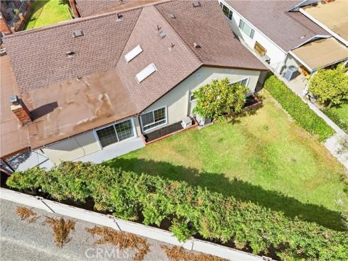 2142 Fallen Leaf , Tustin, CA