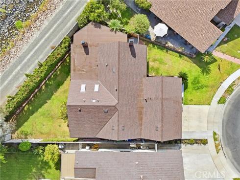 2142 Fallen Leaf , Tustin, CA