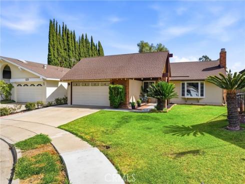 2142 Fallen Leaf , Tustin, CA