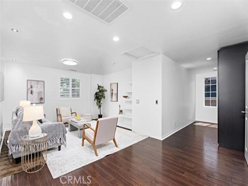 1496  Voyager   Drive, Tustin, CA
