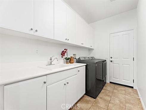 1496  Voyager   Drive, Tustin, CA