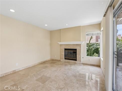 2521  Avenita Alpera  , Tustin, CA