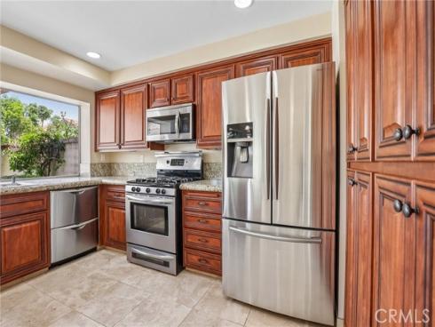2521  Avenita Alpera  , Tustin, CA
