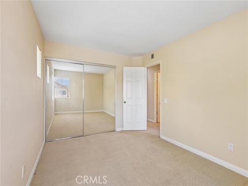 2521  Avenita Alpera  , Tustin, CA