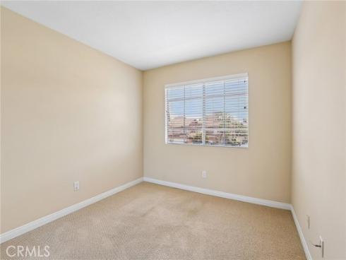 2521  Avenita Alpera  , Tustin, CA