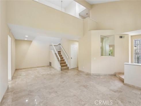 2521  Avenita Alpera  , Tustin, CA