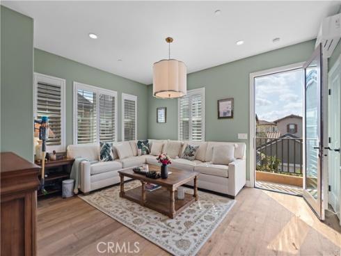 220 Barnes , Tustin, CA