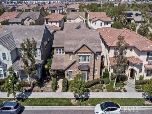 220 Barnes , Tustin, CA