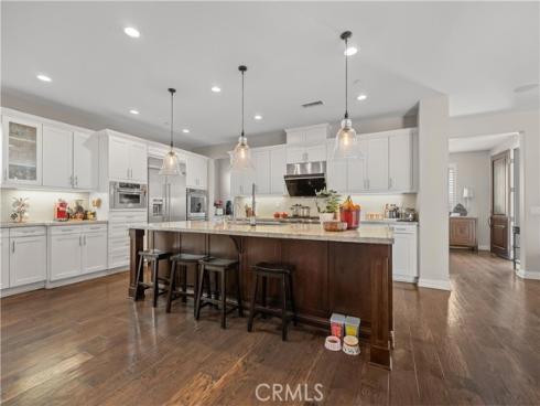 220 Barnes , Tustin, CA