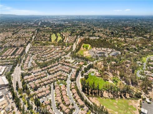 11625 Maynard Avenue, Tustin, CA