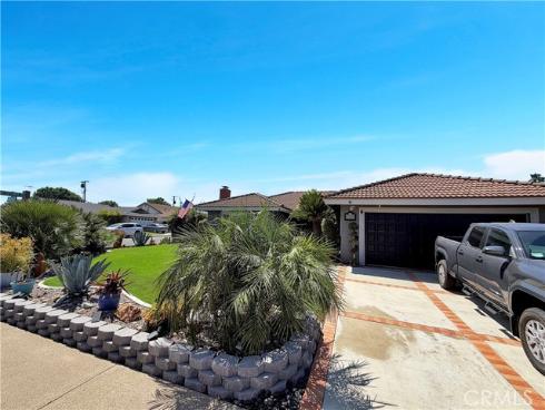 13841  Loretta  , Tustin, CA