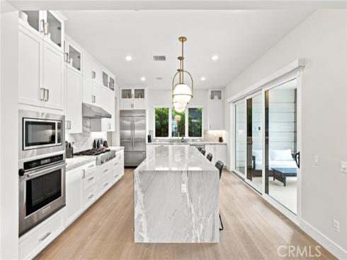 16311 Veterans Way, Tustin, CA
