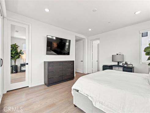16311 Veterans Way, Tustin, CA
