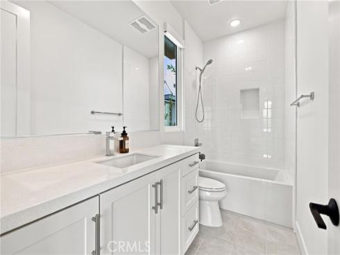 16311 Veterans Way, Tustin, CA