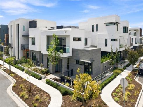 16311 Veterans Way, Tustin, CA