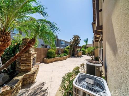 15240 Severyns Road, Tustin, CA