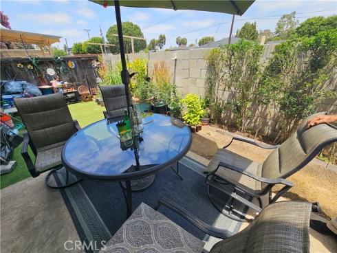 1151 E 1st  , Tustin, CA