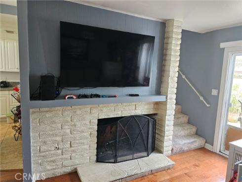 1151 E 1st  , Tustin, CA