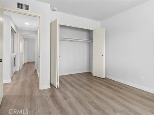 1159 E 1st  , Tustin, CA