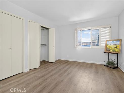 1159 E 1st  , Tustin, CA