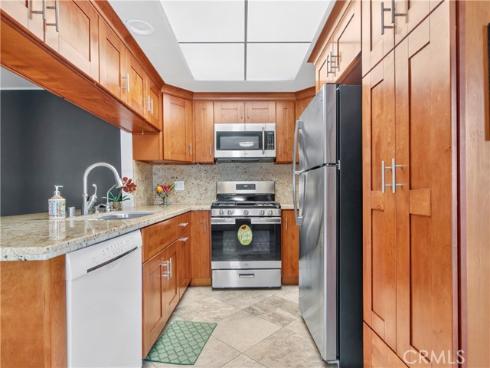 1159 E 1st  , Tustin, CA