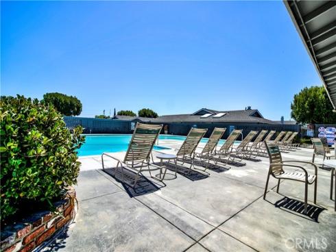 1159 E 1st  , Tustin, CA
