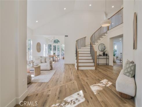 2162  Sonbria  , Tustin, CA