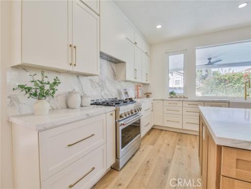 2162  Sonbria  , Tustin, CA