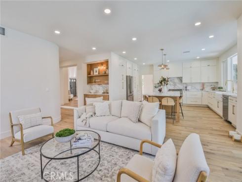 2162  Sonbria  , Tustin, CA