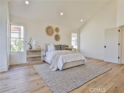 2162  Sonbria  , Tustin, CA