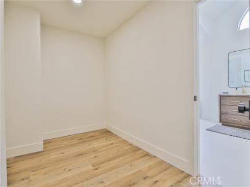 2162  Sonbria  , Tustin, CA