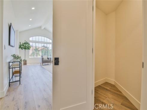 2162  Sonbria  , Tustin, CA