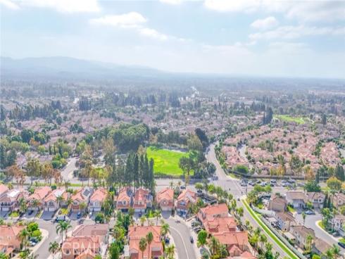2162  Sonbria  , Tustin, CA