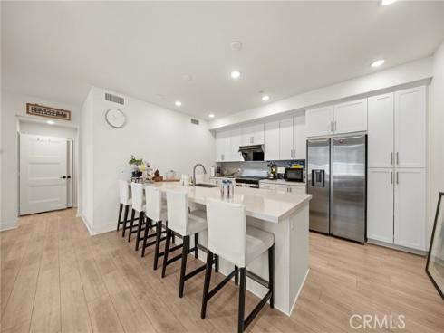 16175 Dawn Way 103 , Tustin, CA